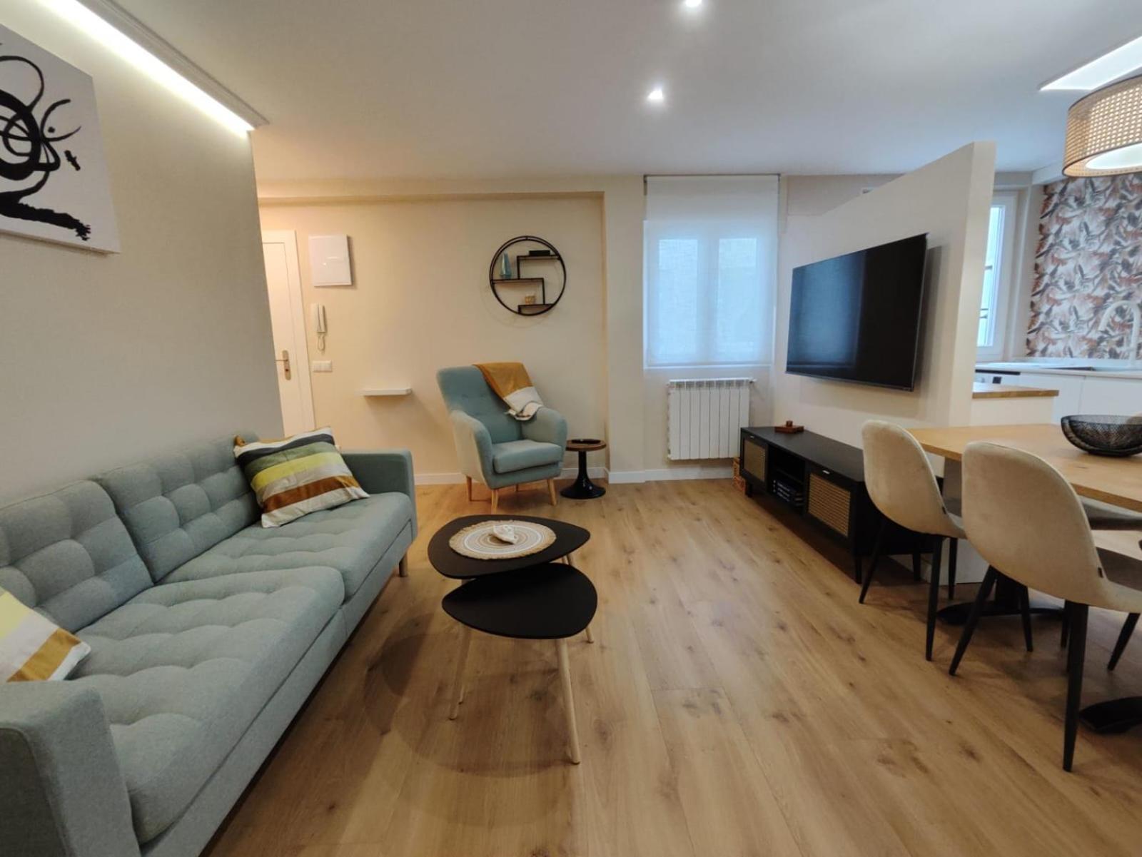Apartment Carpio 18 *